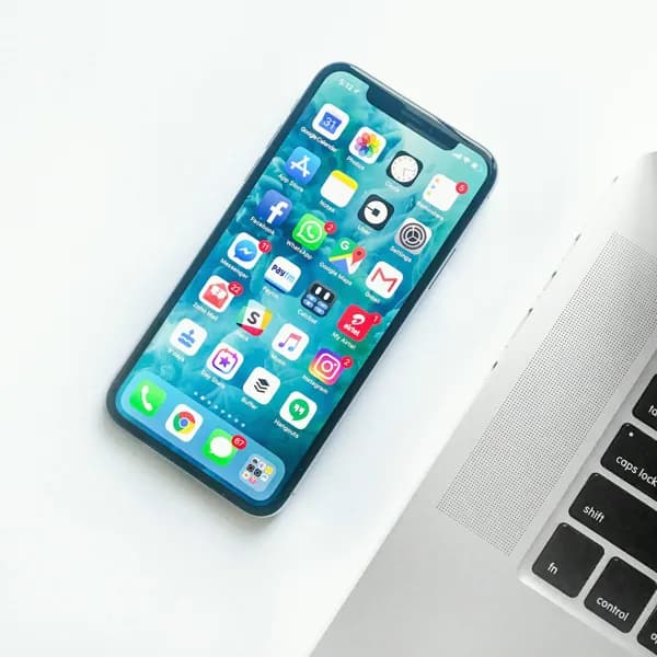 Photo de Smartphone à grand écran tactile — Démo